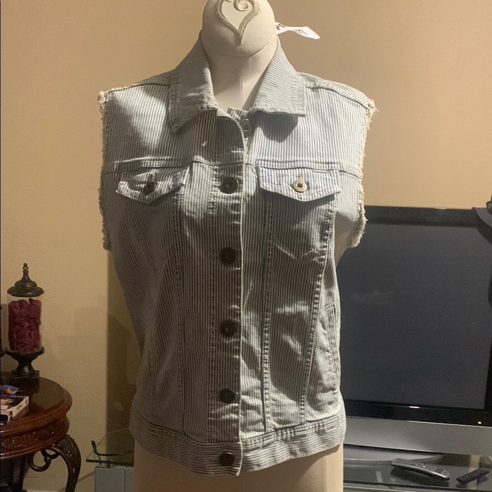 Striped Sleeveless Denim Vest